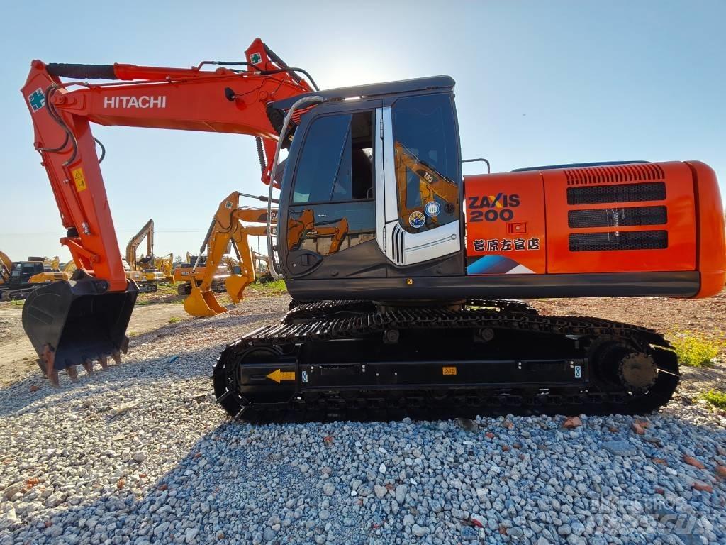 Hitachi ZX 200 Roomikekskavaatorid