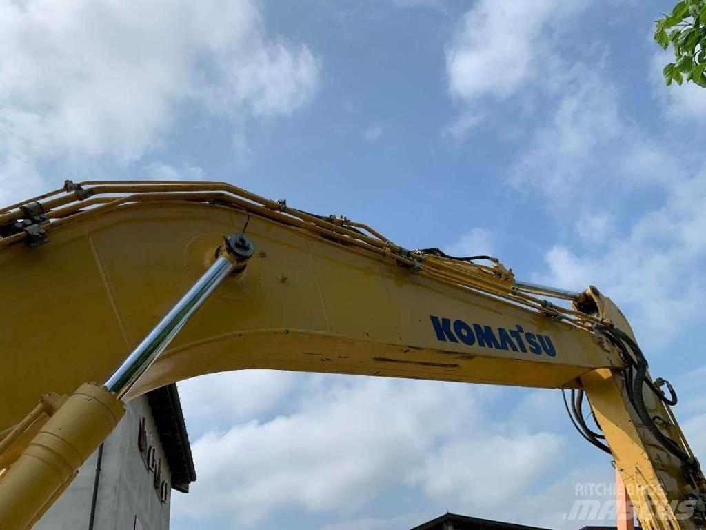Komatsu PC 210 NLC-8 Roomikekskavaatorid