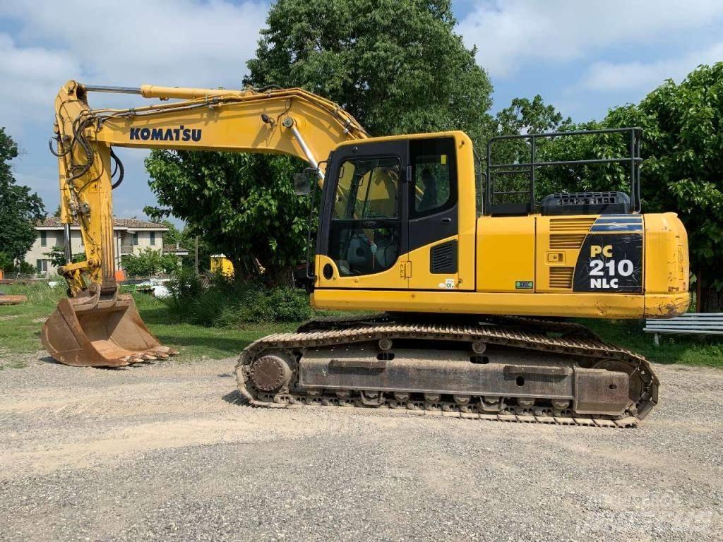 Komatsu PC 210 NLC-8 Roomikekskavaatorid