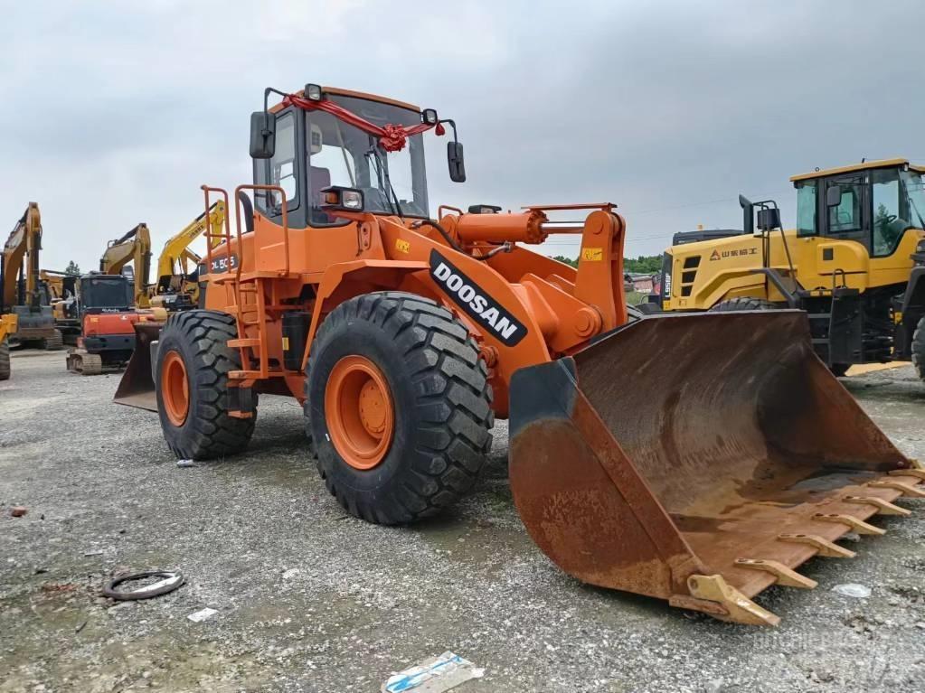 Doosan DL505 Rataslaadurid
