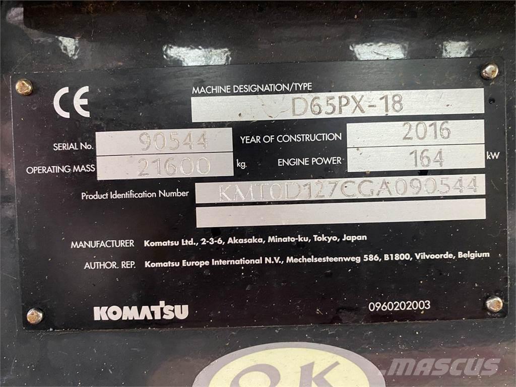 Komatsu D65PX-18 Buldooserid