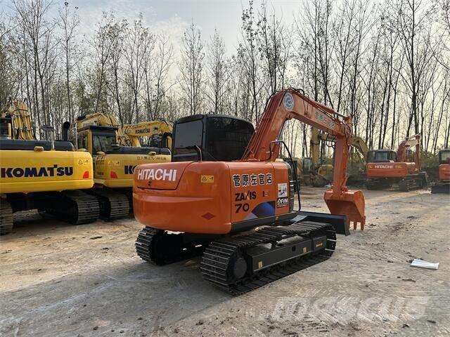 Hitachi ZX70 Roomikekskavaatorid