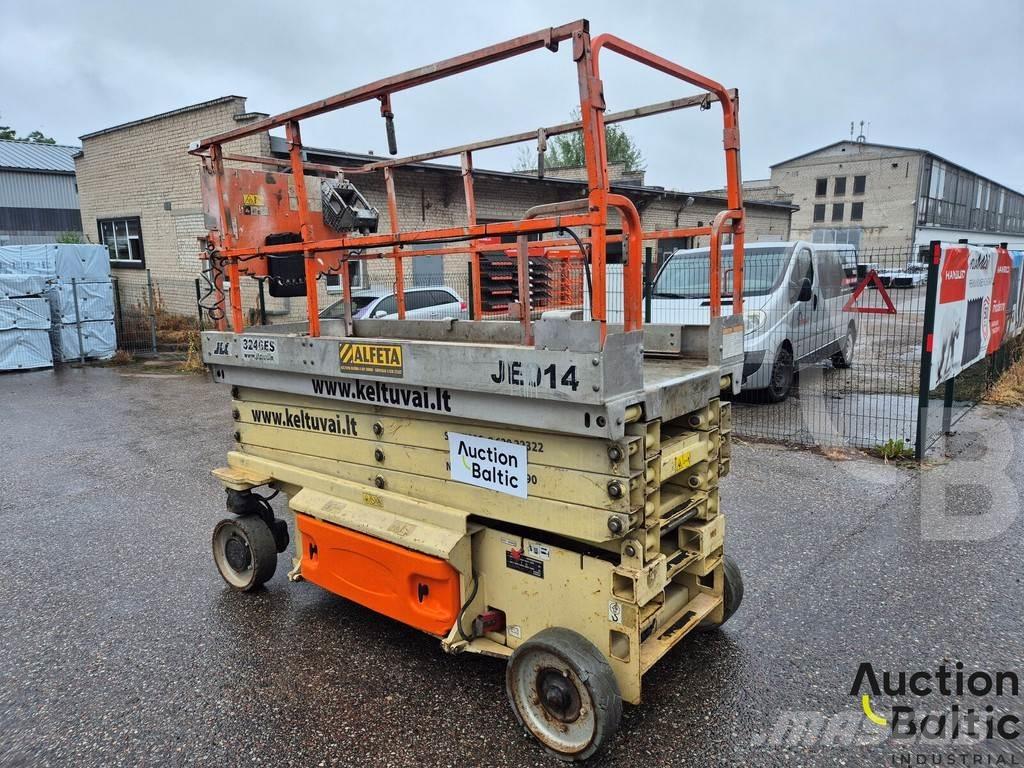 JLG 3246 ES Käärtõstukid