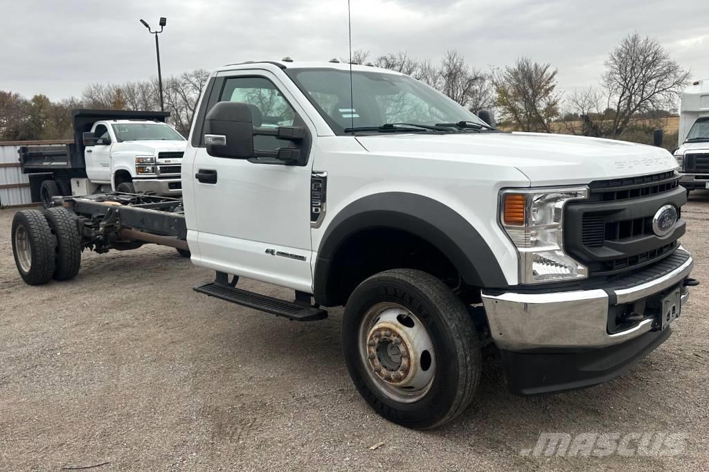 Ford F 550 XL SD Raamautod