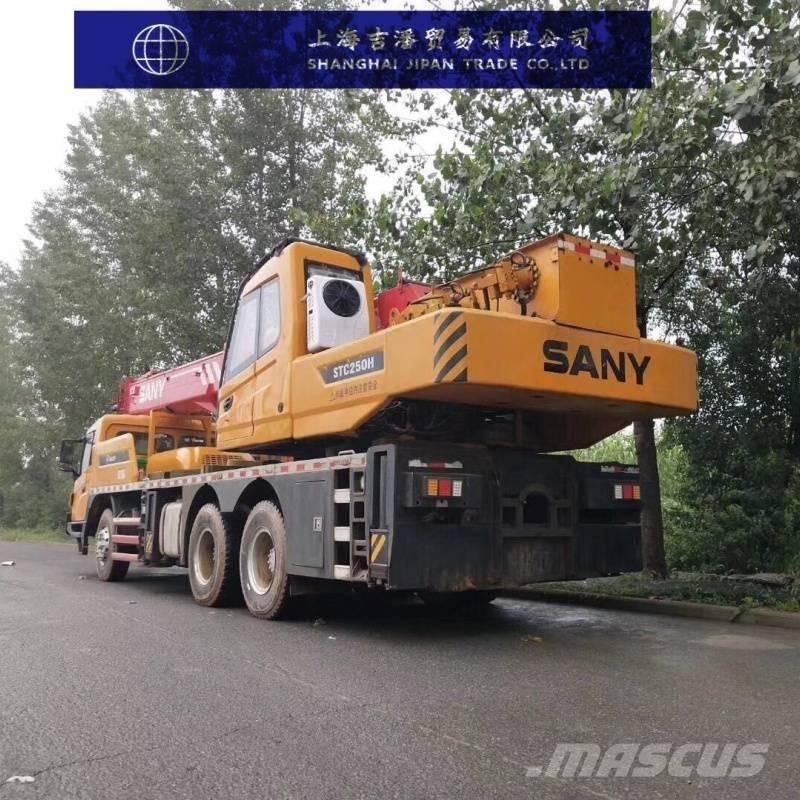 Sany STC 250 Maastikutõstukid
