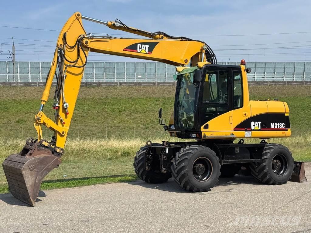 CAT M313C Ratasekskavaatorid