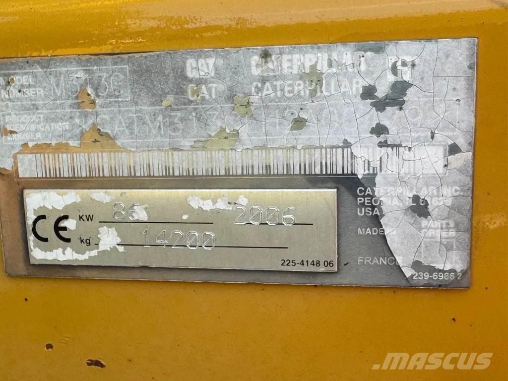 CAT M313C Ratasekskavaatorid