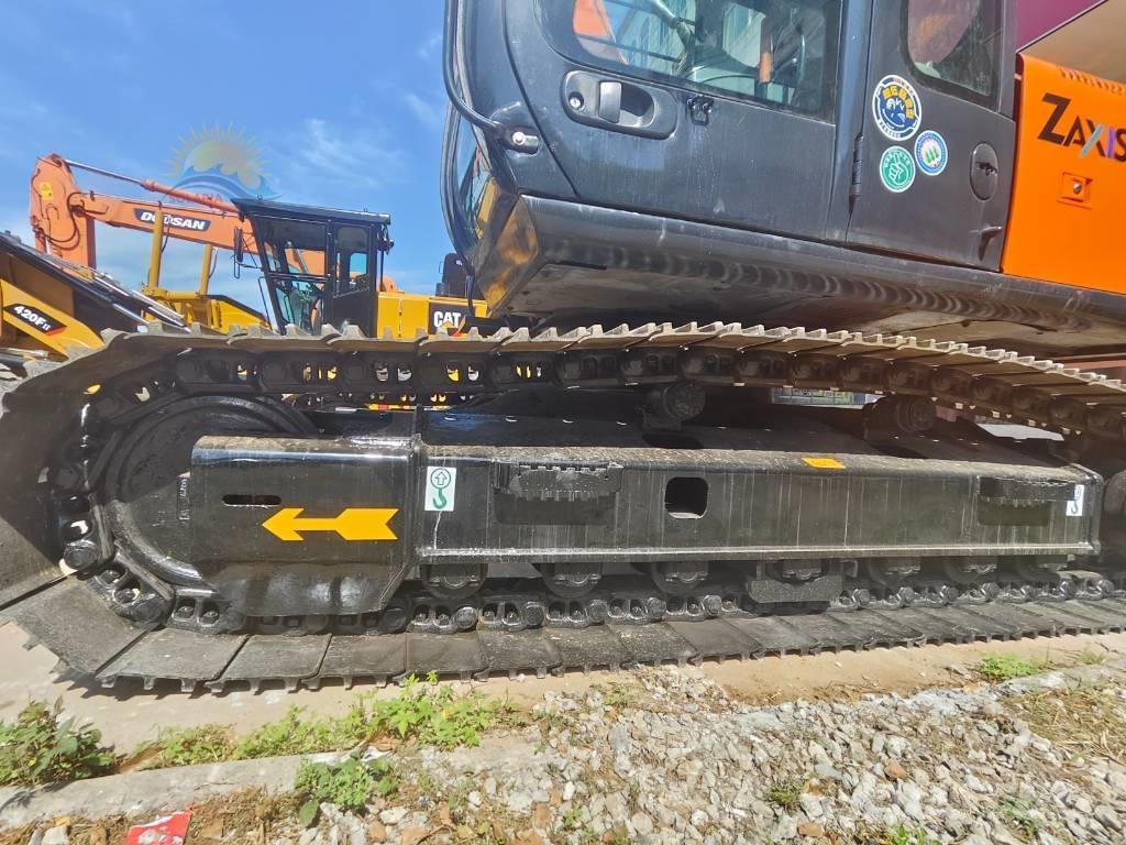 Hitachi ZX 130 Roomikekskavaatorid