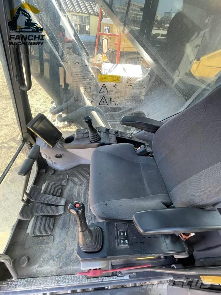 Volvo 950950EL Roomikekskavaatorid