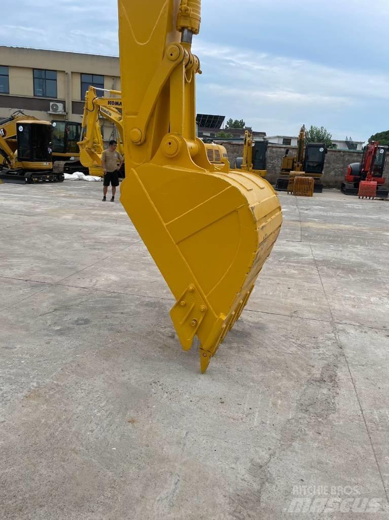 Komatsu pc220-7 Roomikekskavaatorid