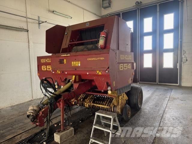 New Holland 654 Ruloonpressid
