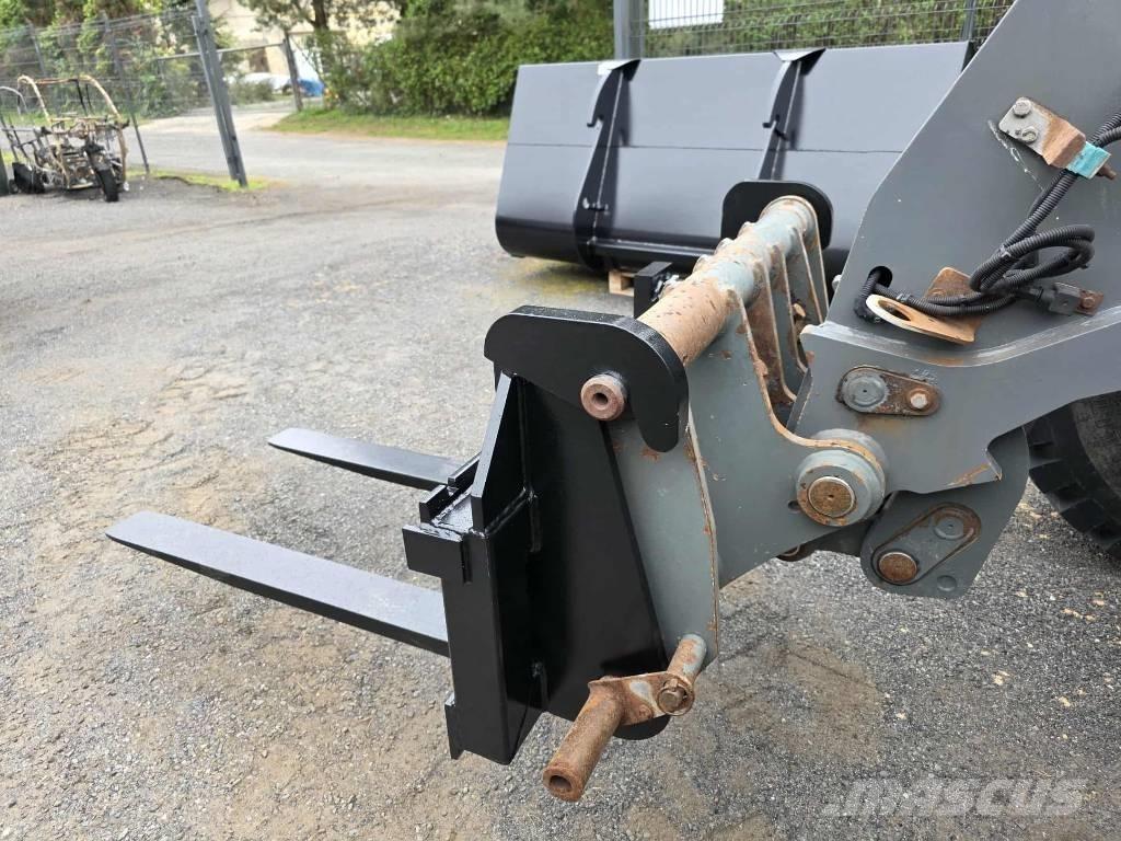 CLAAS Scorpion 7044 Põllumajanduslikud teleskoopkäitlejad