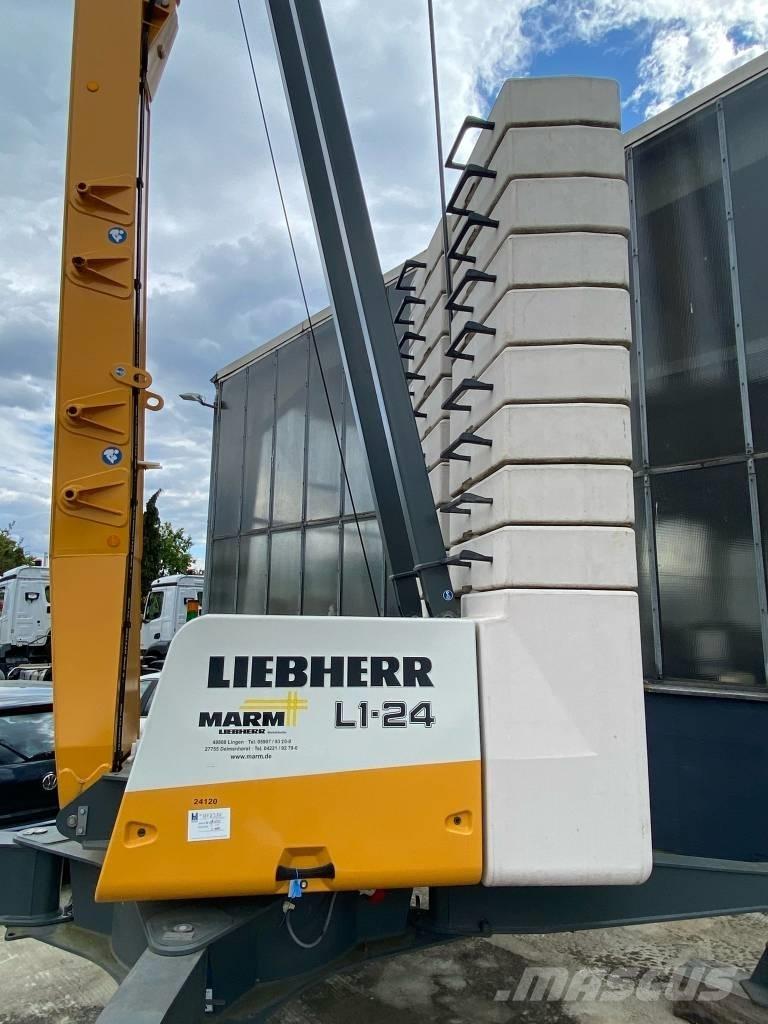 Liebherr L1-24 Tornkraanad