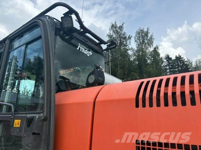 Hitachi ZX170W-3 Ratasekskavaatorid