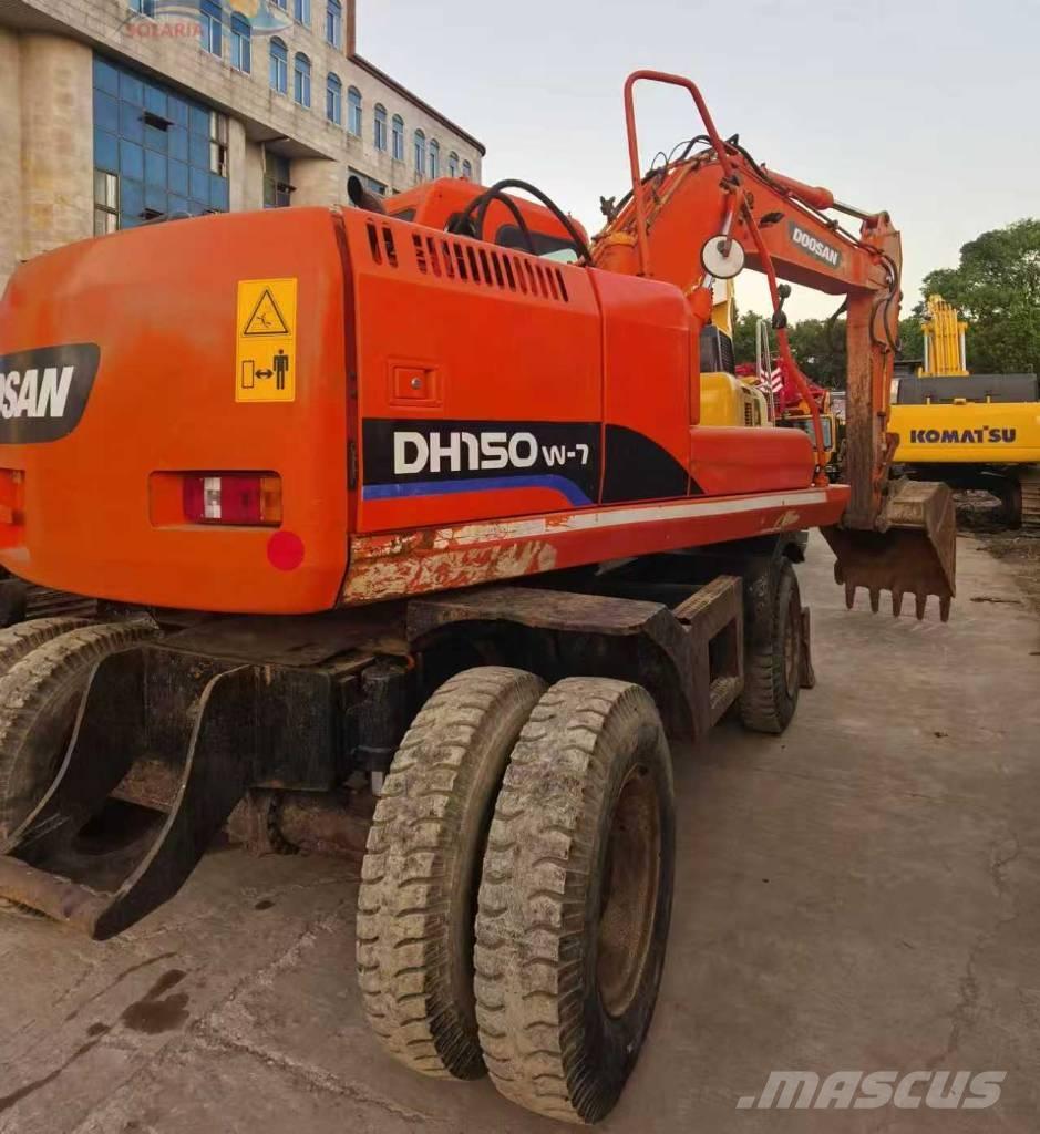 Doosan DH 150 W-7 Ratasekskavaatorid