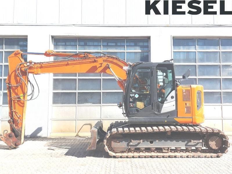 Hitachi ZX 135 US-6 Roomikekskavaatorid