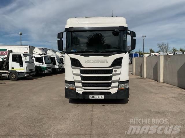 Scania R 450 Sadulveokid