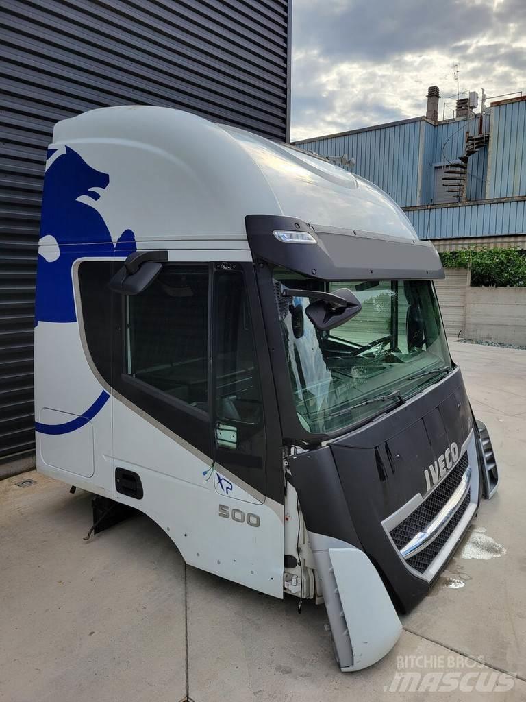 Iveco AS Kabiinid