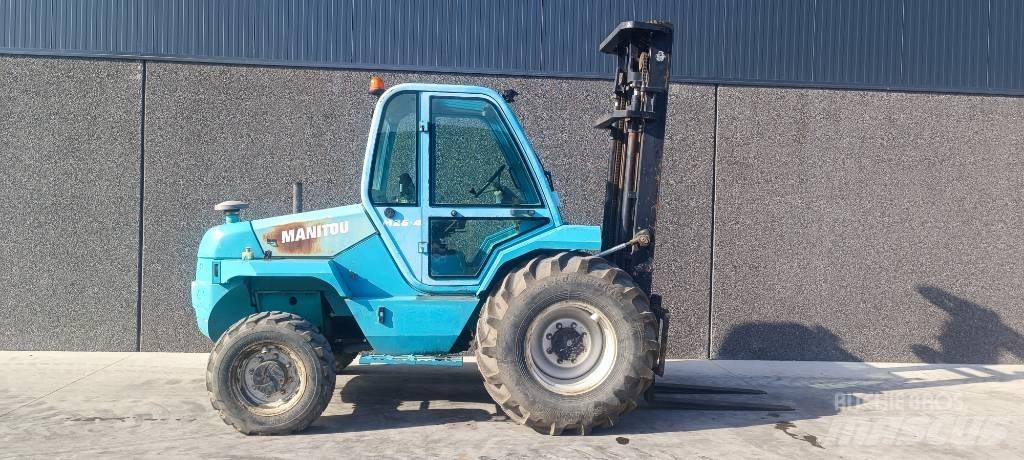 Manitou M 26.4 Maastikutõstukid