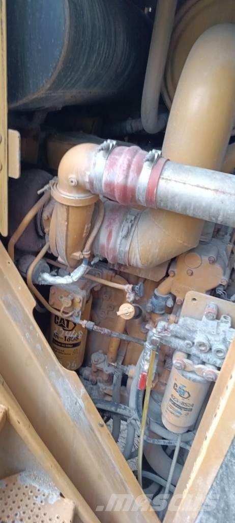 CAT 988H Rataslaadurid