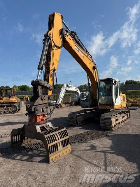 Liebherr R 906 LC Roomikekskavaatorid