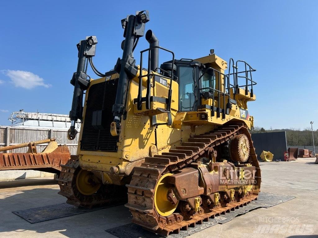 CAT D 10 T 2 Buldooserid