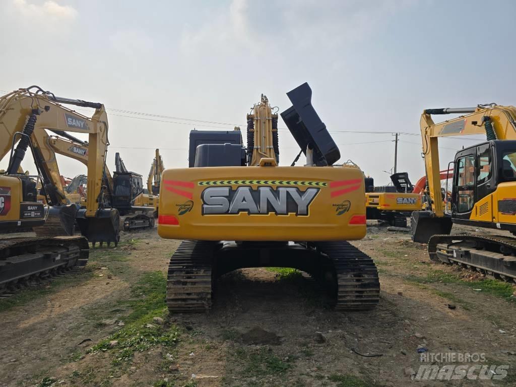 Sany SY215C Roomikekskavaatorid
