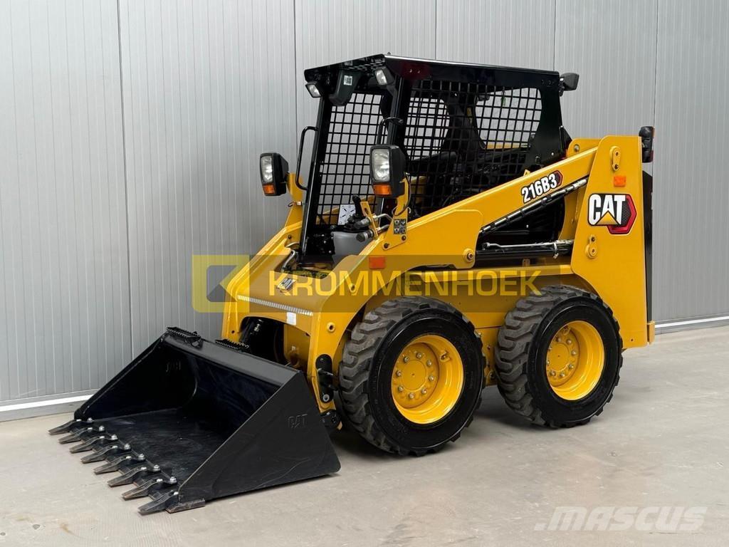 CAT 216 B3 Kompaktlaadurid