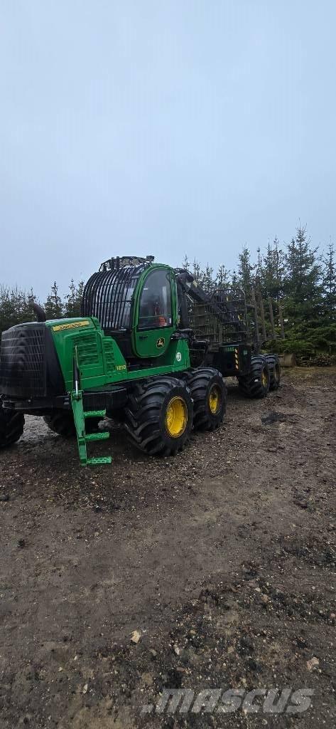 John Deere 1210 E Forwarderid