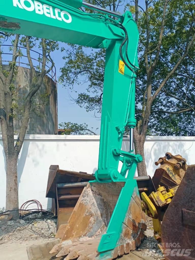Kobelco SK 200 Roomikekskavaatorid