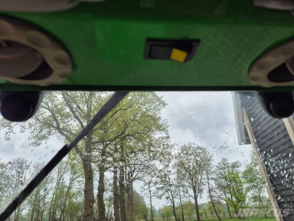 John Deere 2520 Kompakttraktorid