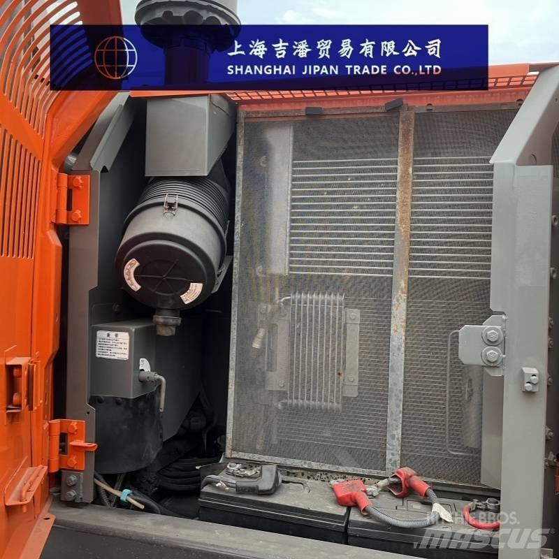 Hitachi ZX 130 Väikeekskavaatorid 7t-12t