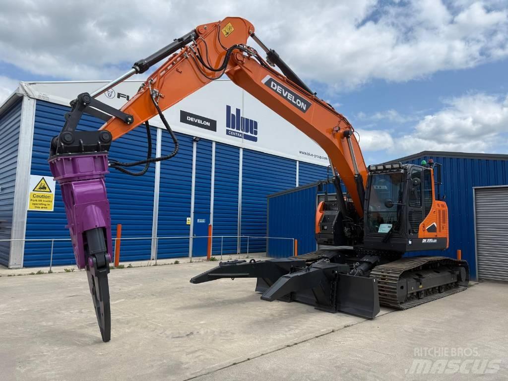 Develon DX 235 LCR-7 Roomikekskavaatorid