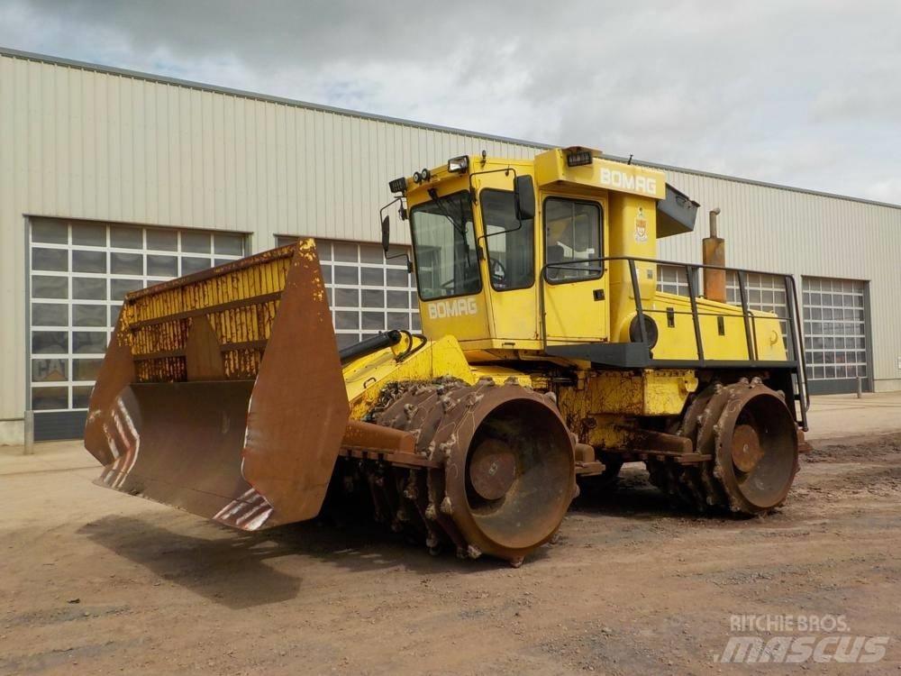 Bomag BC 671 RB Jäätmetihendajad
