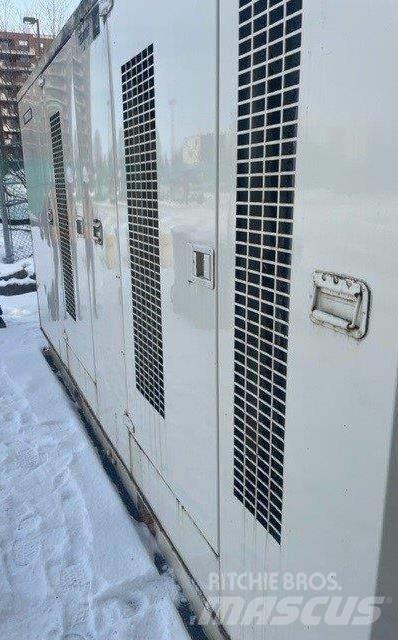 CAT XQ350, 600 Volt Diiselgeneraatorid