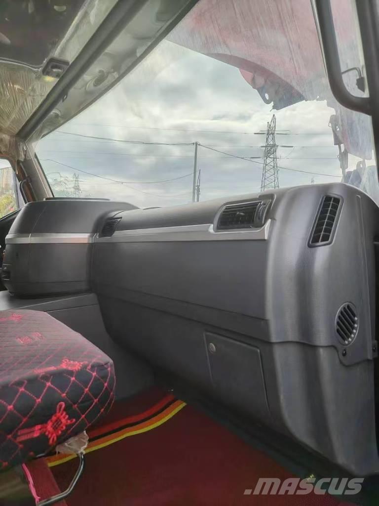 Sany STC1300C8 Maastikutõstukid