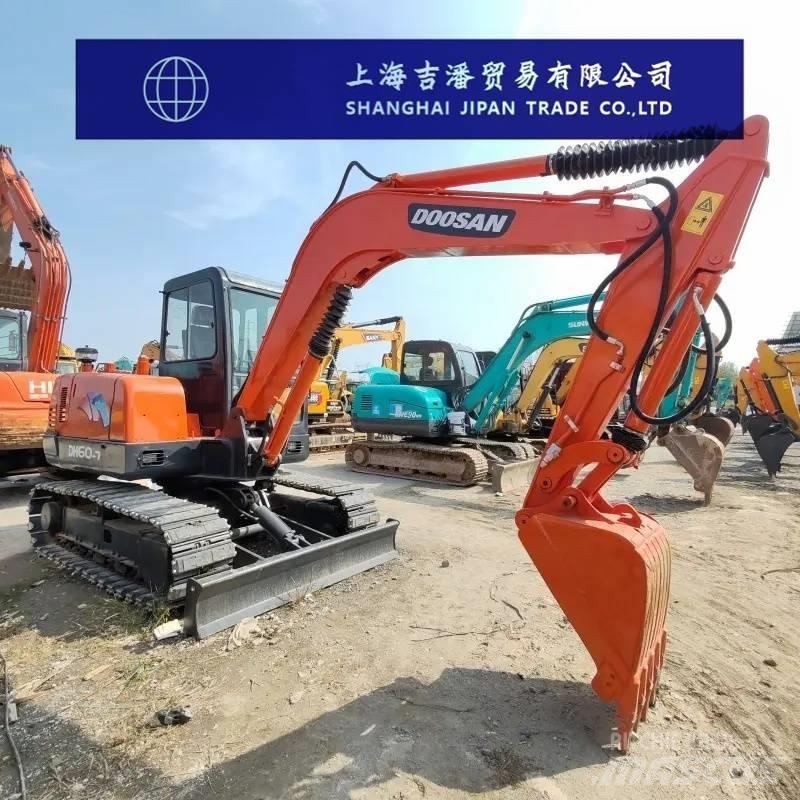 Doosan DH 60 Miniekskavaatorid < 7 t