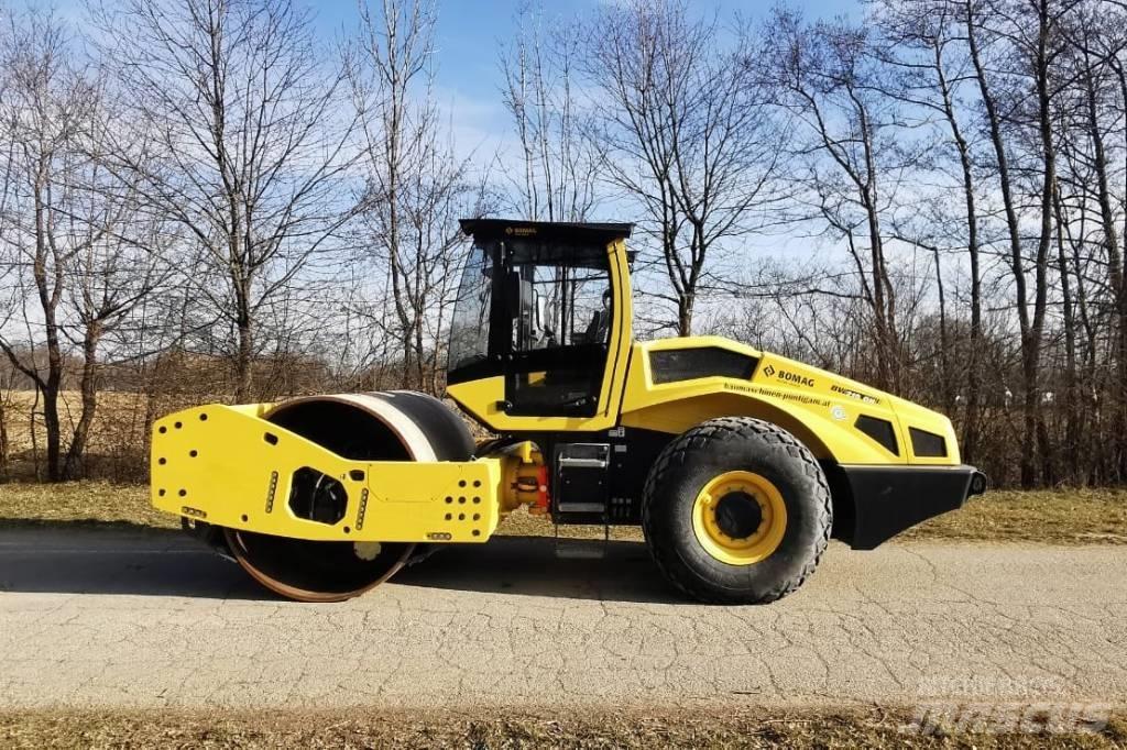 Bomag BW 219 DH-5 Ühe trumliga rullid