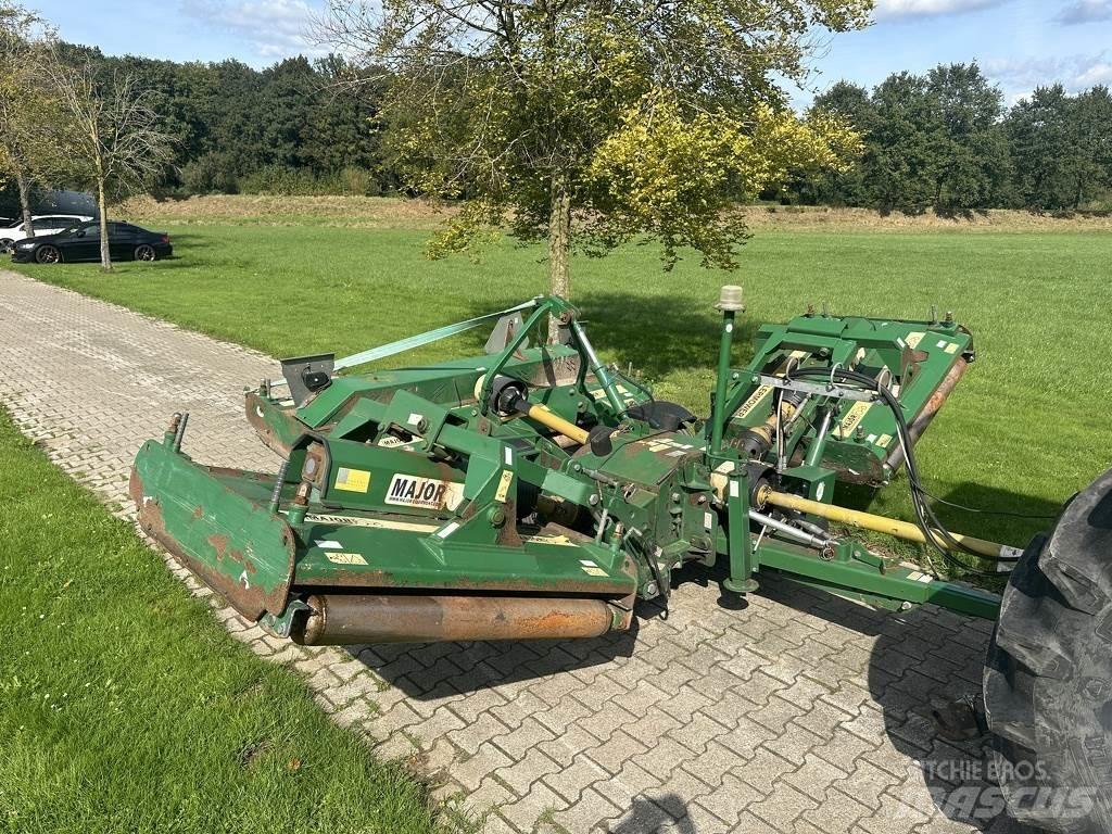 Major TDR 16000 Niidukid