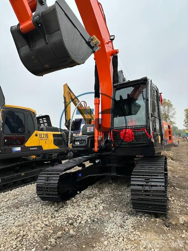 Hitachi ZX 200-6 Roomikekskavaatorid