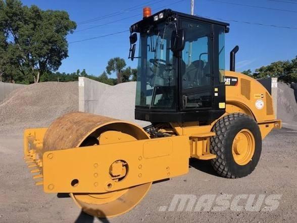 CAT CS44B Pneumorehvidega rullid