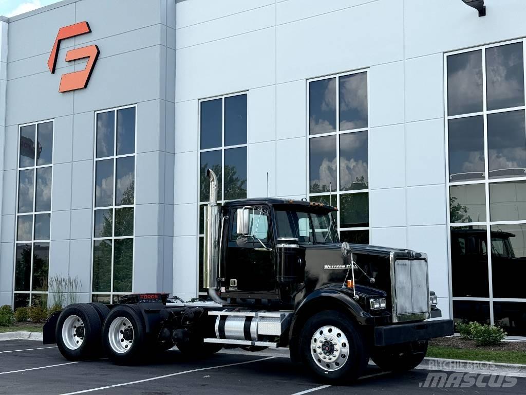 Western Star 4900 Sadulveokid