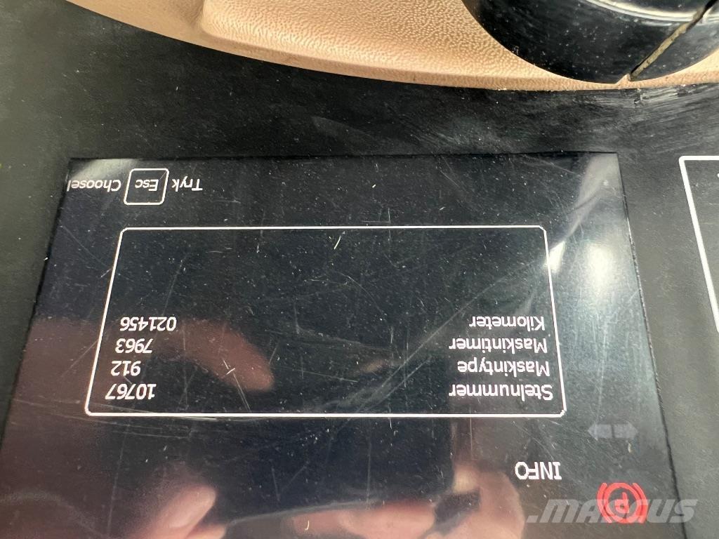 Hydrema 912 DS Liigendraamiga pinnaseveokid