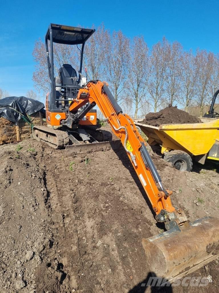 Hitachi ZX 19 U Miniekskavaatorid < 7 t