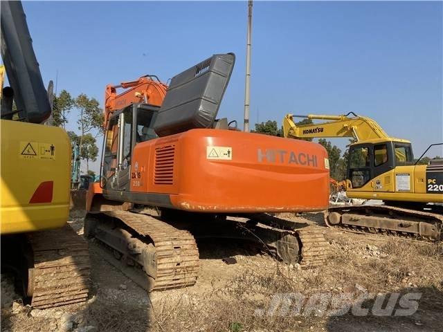 Hitachi ZX250 Roomikekskavaatorid