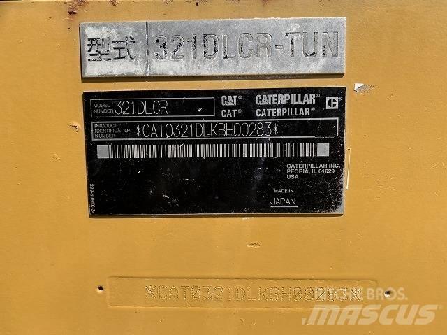 CAT 321 D LCR Roomikekskavaatorid