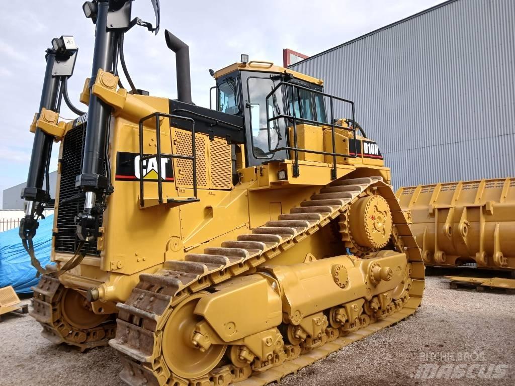 CAT D 10 N Buldooserid