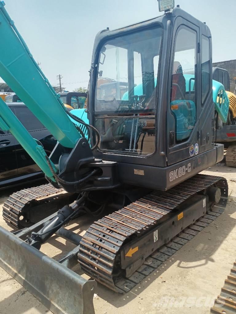 Kobelco SK 60 Roomikekskavaatorid
