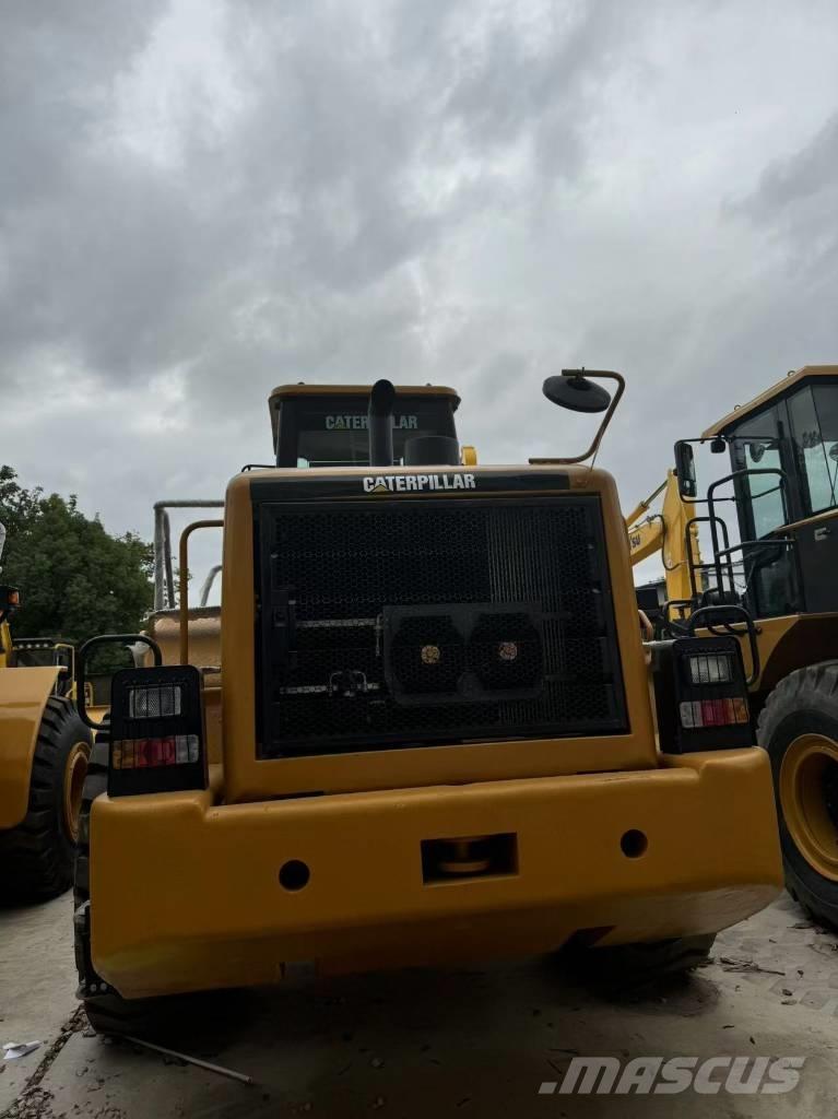 CAT 966 H Rataslaadurid