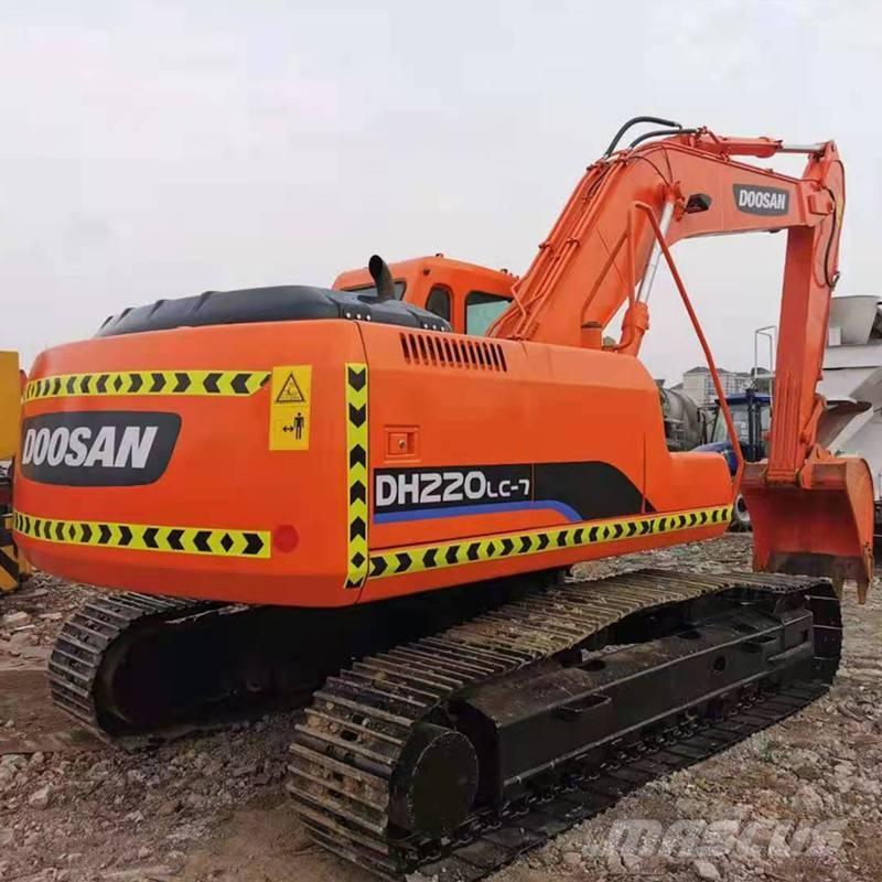 Doosan DH 220 LC-7 Roomikekskavaatorid